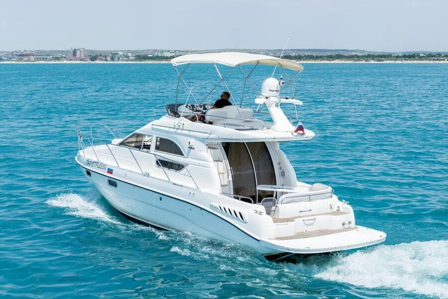 Моторная VIP яхта «SEALINE» — фотография 1